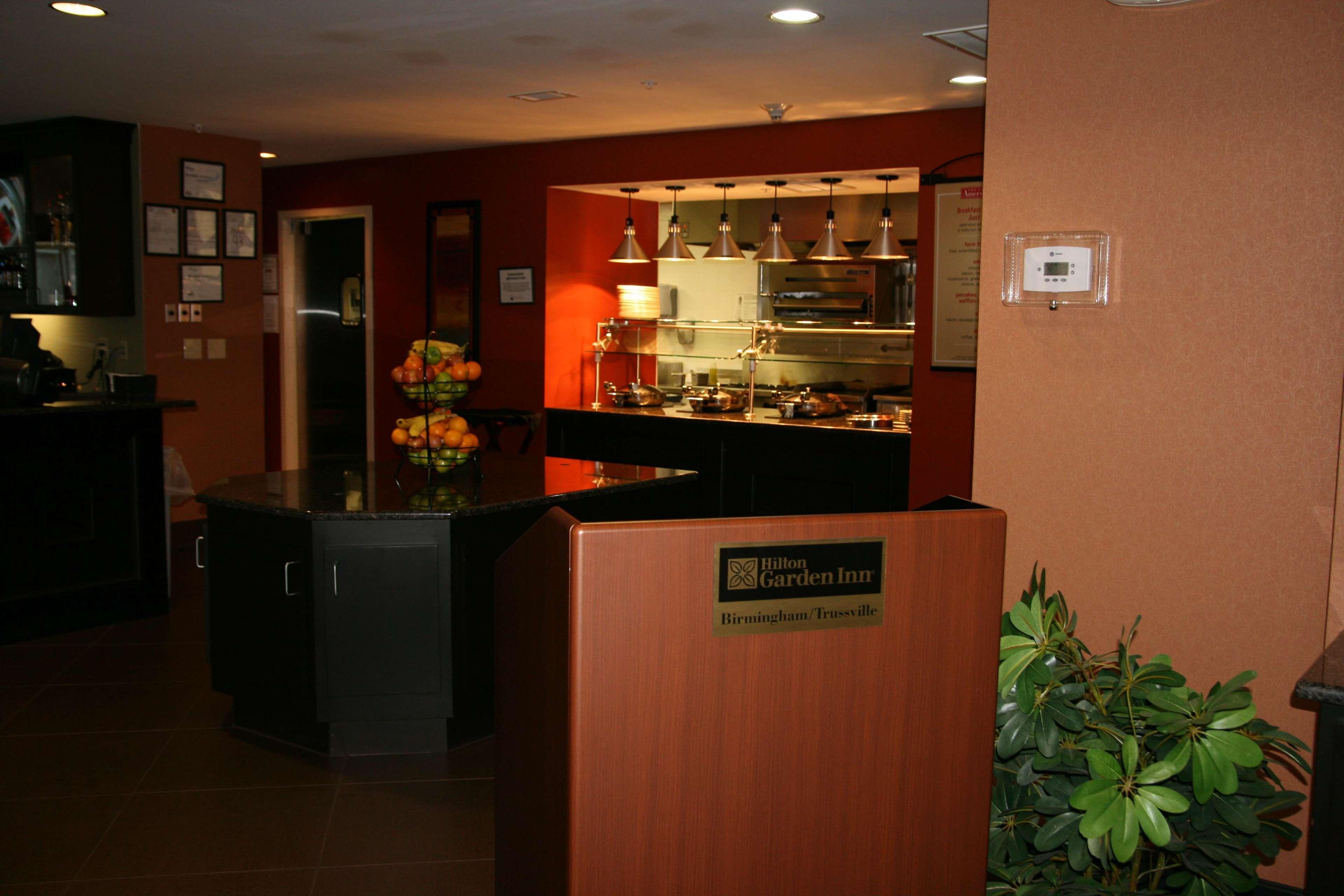 Hilton Garden Inn Birmingham/Trussville Restoran gambar